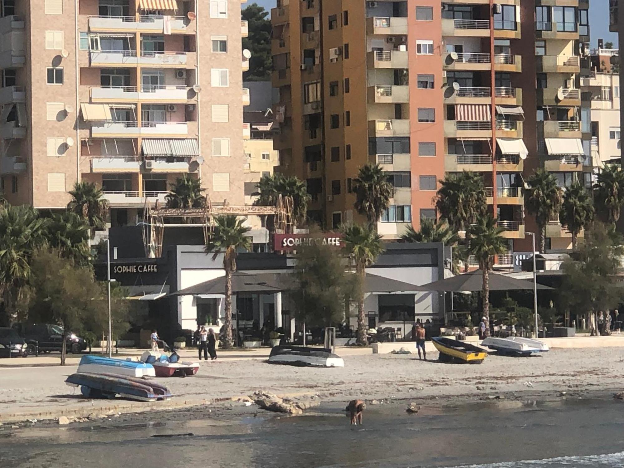 Vollga Four Seasons Apartment Durrës Exterior foto