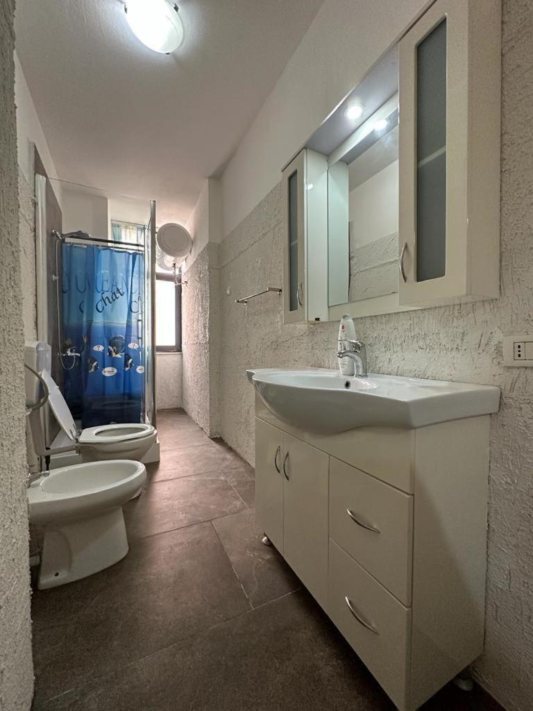 Vollga Four Seasons Apartment Durrës Exterior foto